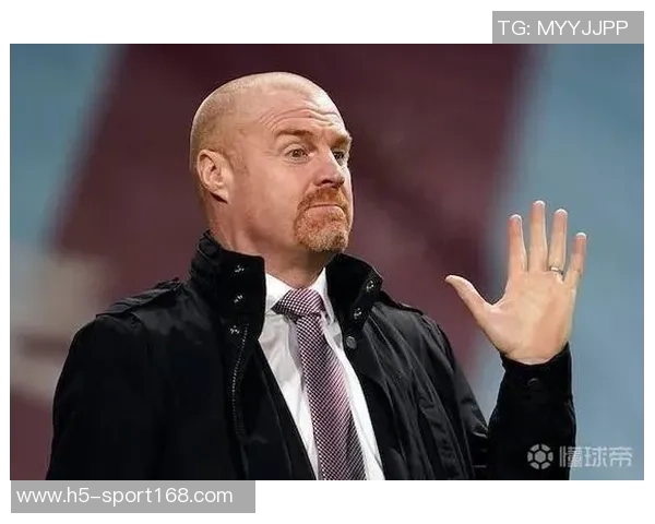 戴奇怒斥裁判判罚不公怀特被推倒后失球影响比赛结果不可原谅